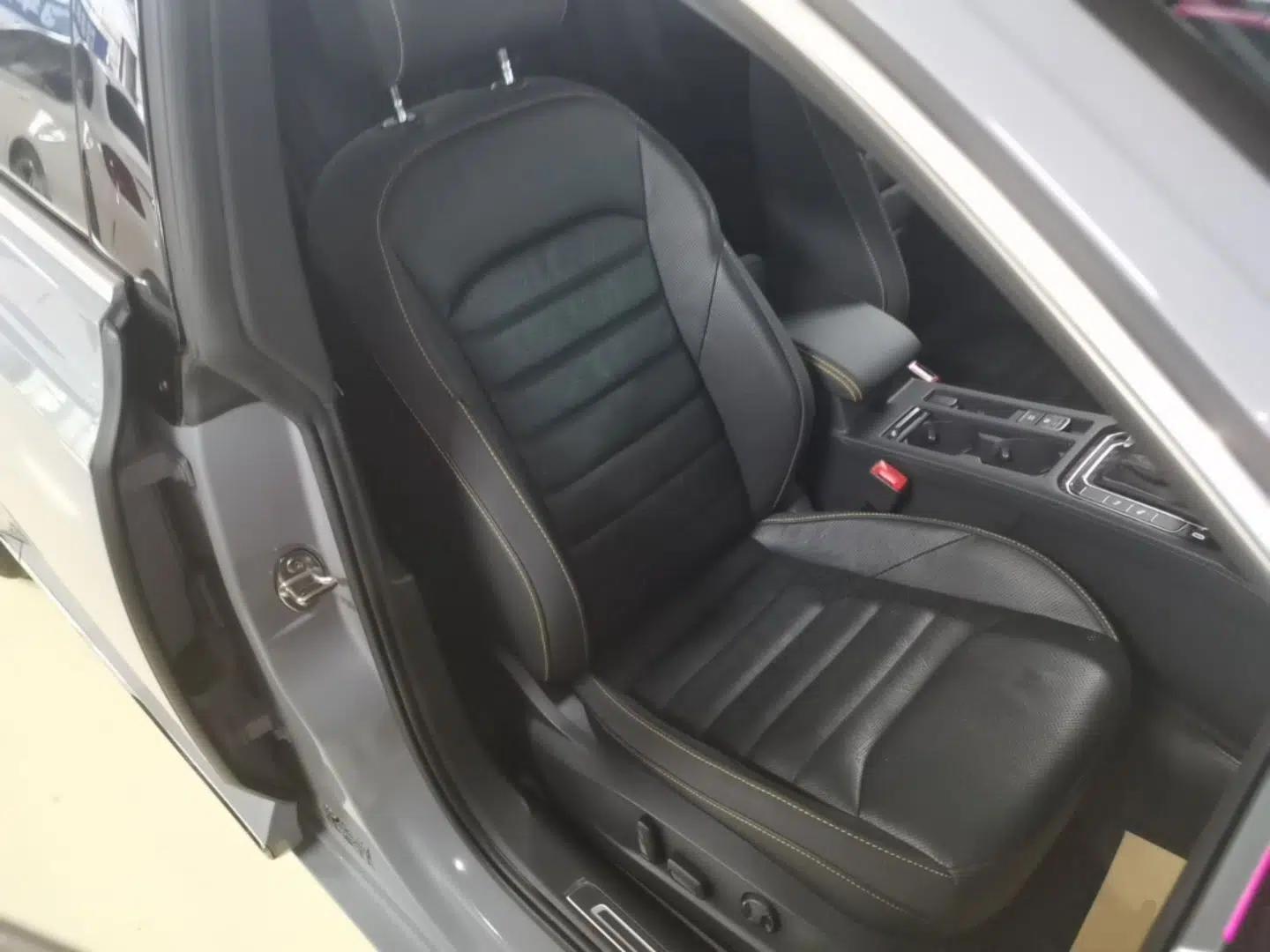 Volkswagen FAW-Volkswagen CC 2023 380TSI Striking Edition — миниатюра 19