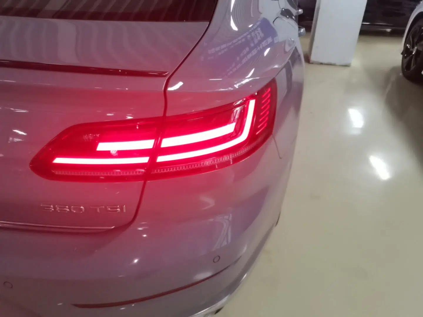 Volkswagen FAW-Volkswagen CC 2023 380TSI Striking Edition — миниатюра 9