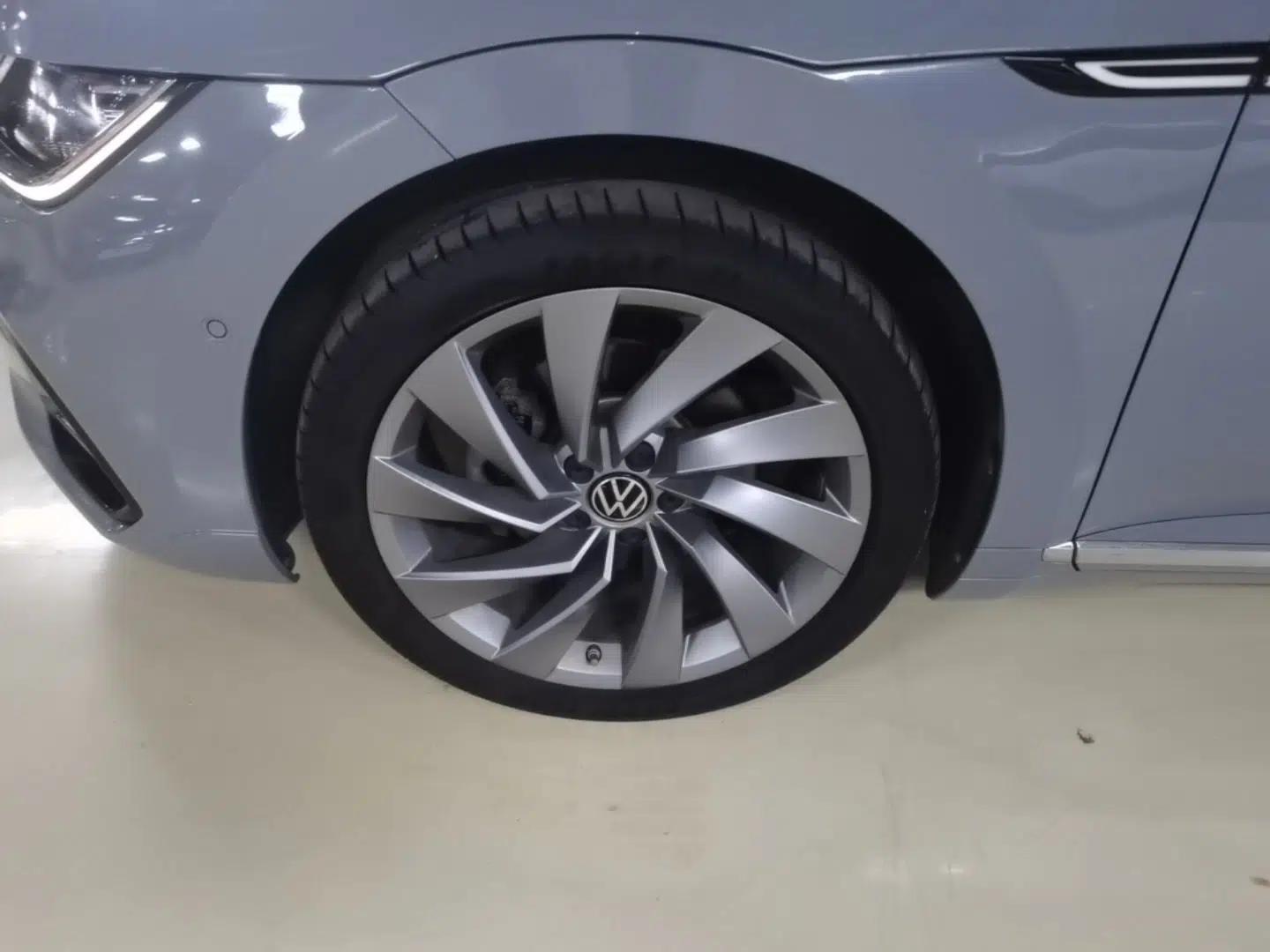 Volkswagen FAW-Volkswagen CC 2023 380TSI Striking Edition — миниатюра 10