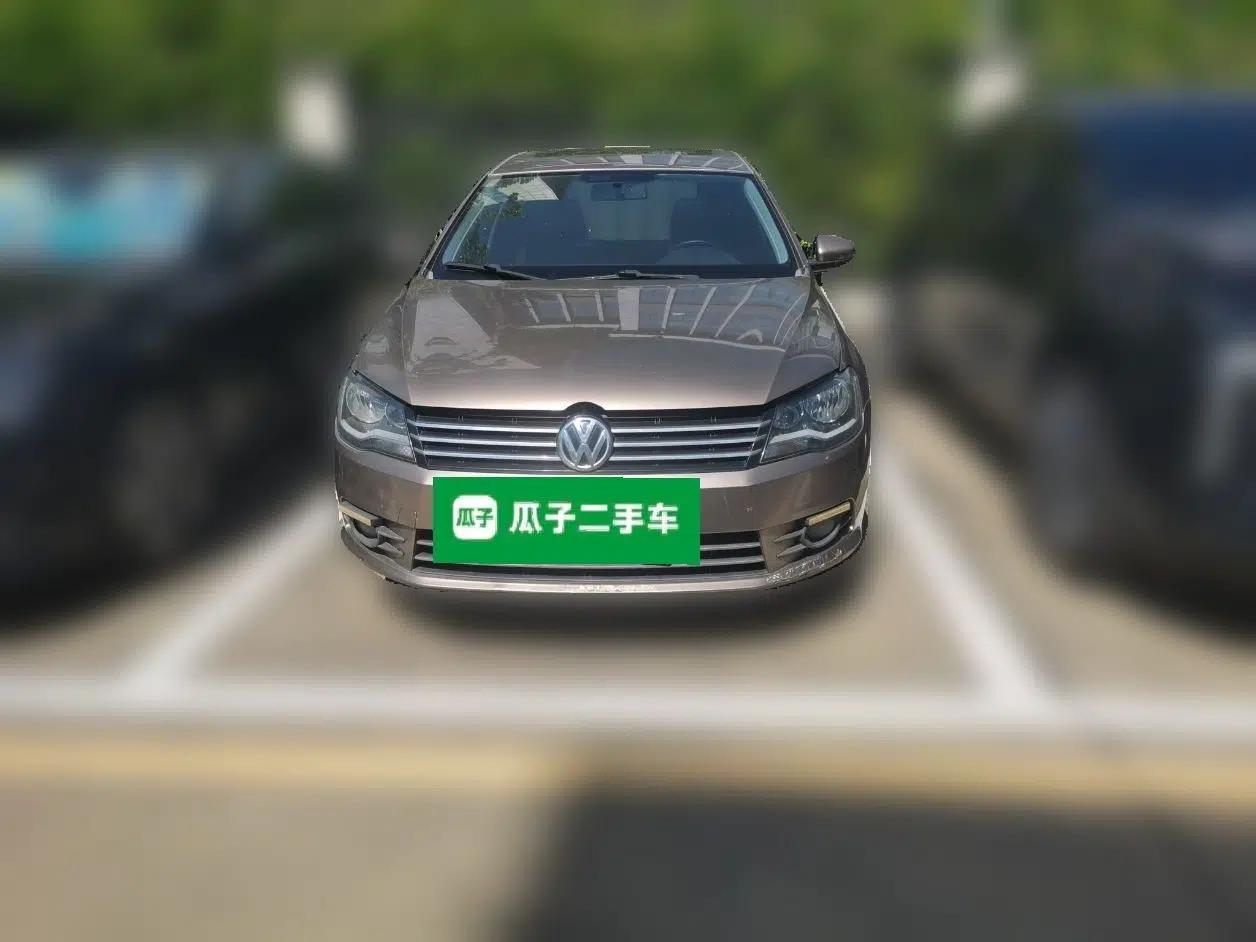 Volkswagen Bora 2014 1.6L Manual Comfort Model — миниатюра 2
