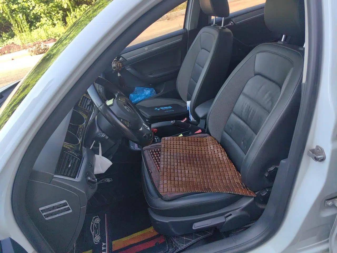 Volkswagen Bora 2015 Zhuihui Edition 1.6L Manual Comfort Model — миниатюра 12