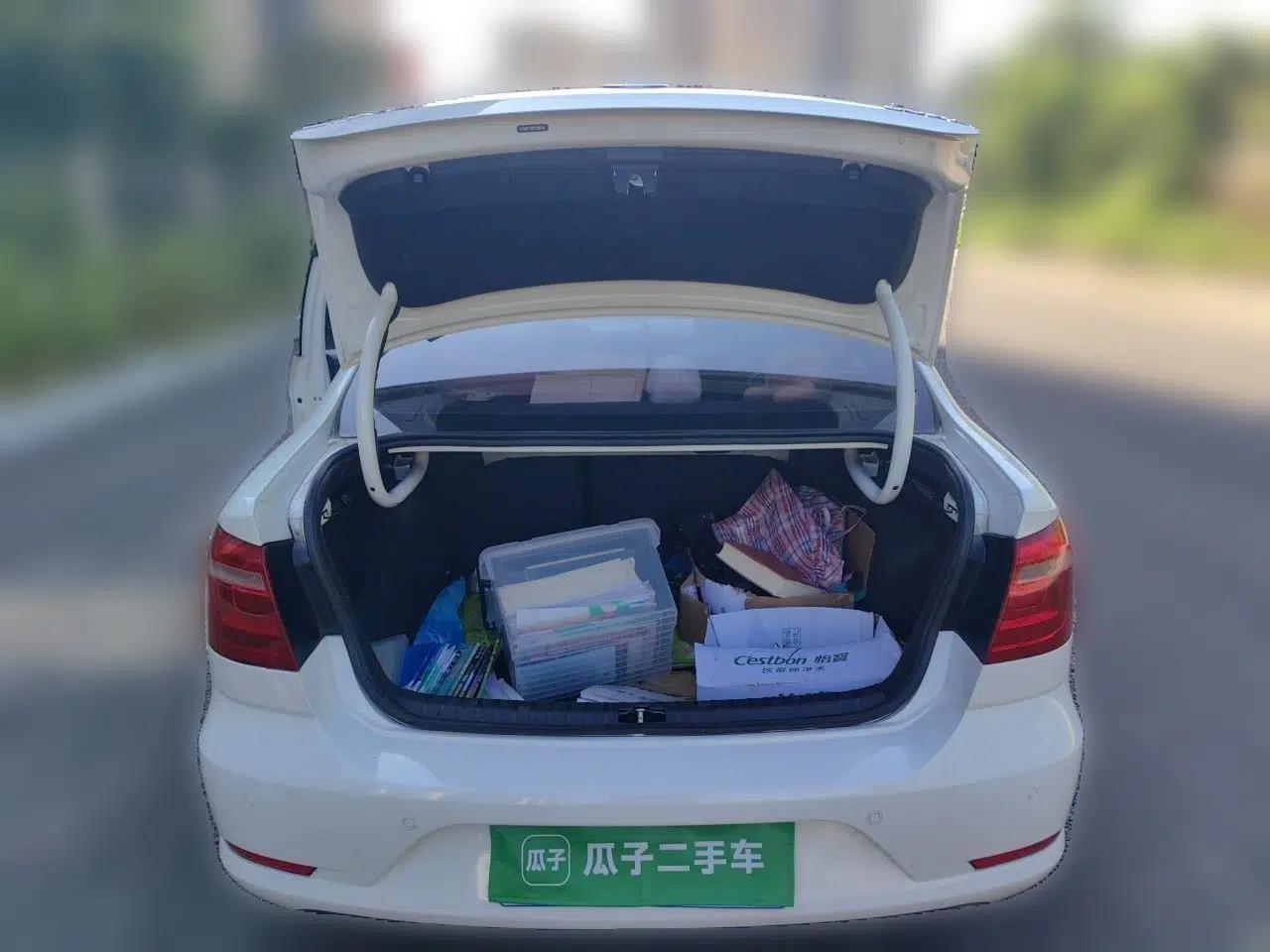 Volkswagen Bora 2015 Zhuihui Edition 1.6L Manual Comfort Model — миниатюра 16