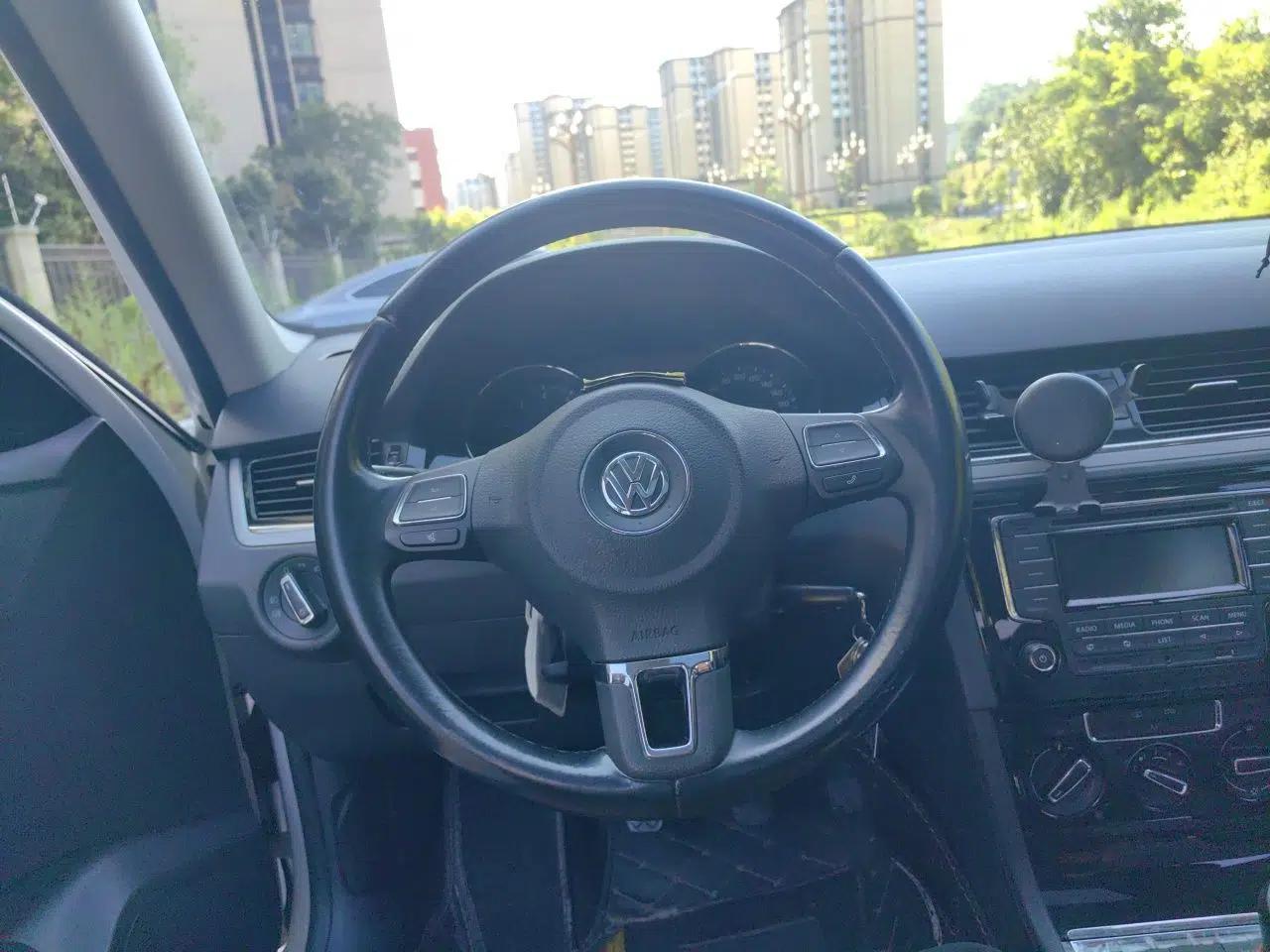 Volkswagen Bora 2015 Zhuihui Edition 1.6L Manual Comfort Model — миниатюра 7