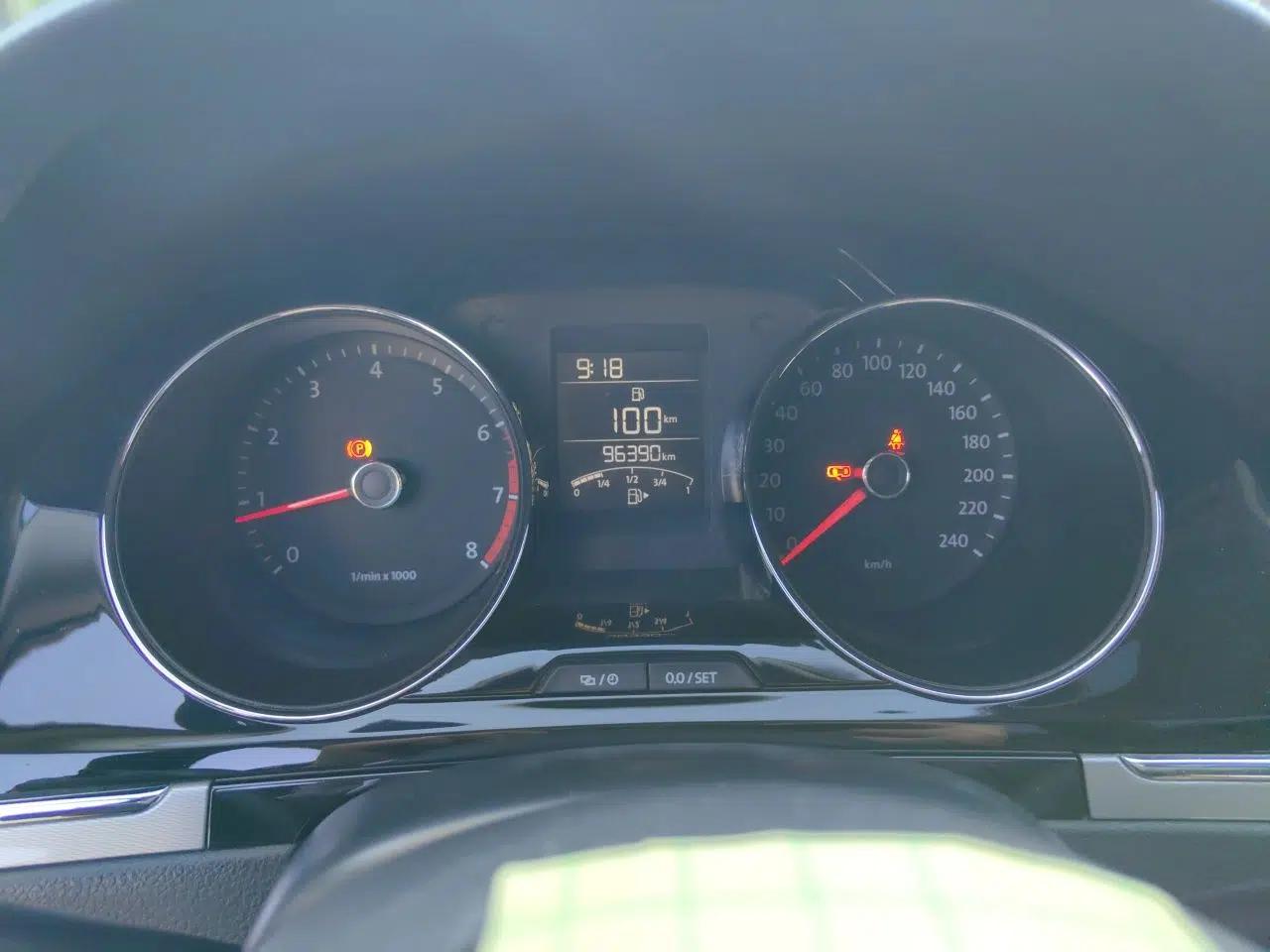 Volkswagen Bora 2015 Zhuihui Edition 1.6L Manual Comfort Model — миниатюра 8