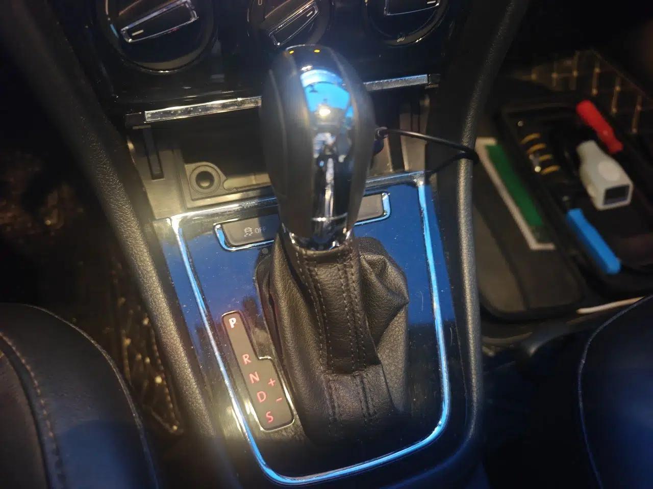 Volkswagen Bora 2013 1.6L Automatic Comfort Model — миниатюра 14