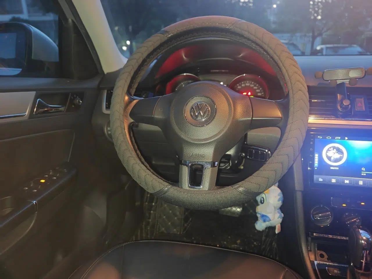 Volkswagen Bora 2013 1.6L Automatic Comfort Model — миниатюра 10