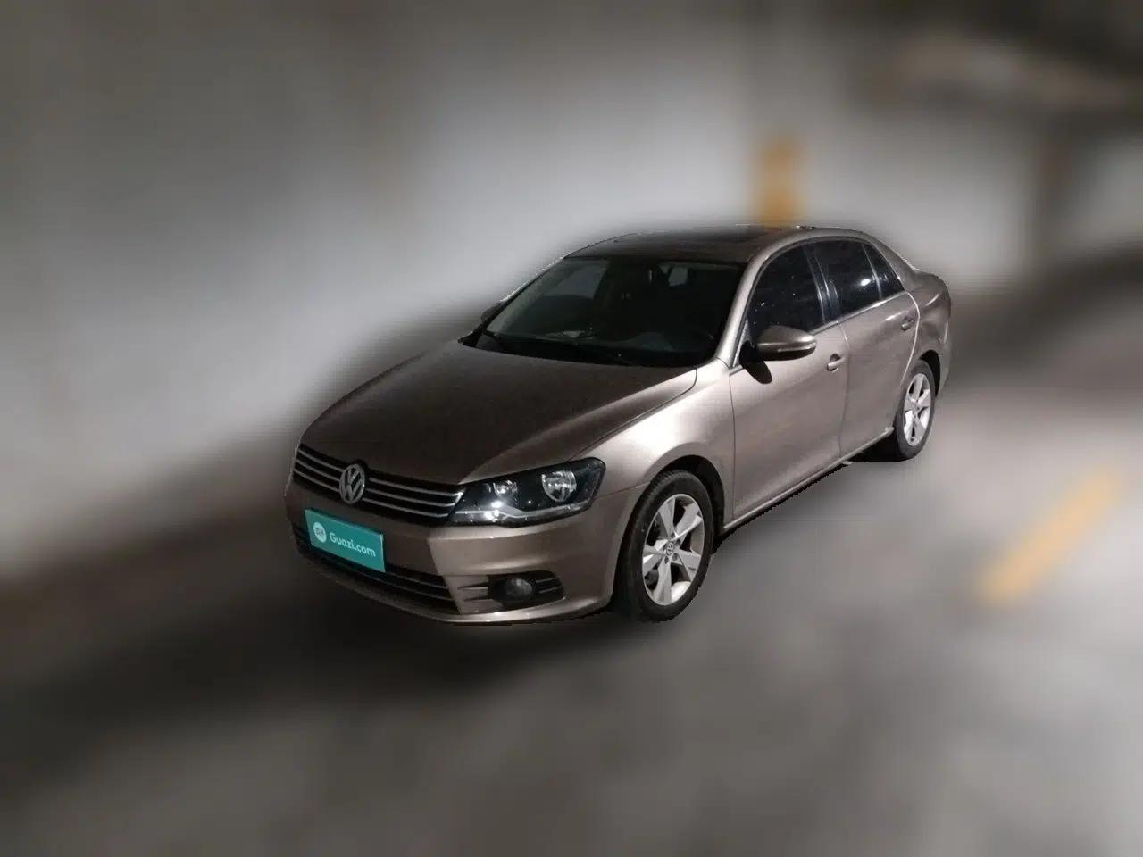 Volkswagen Bora 2014 1.6L Automatic Comfort Model — миниатюра 1
