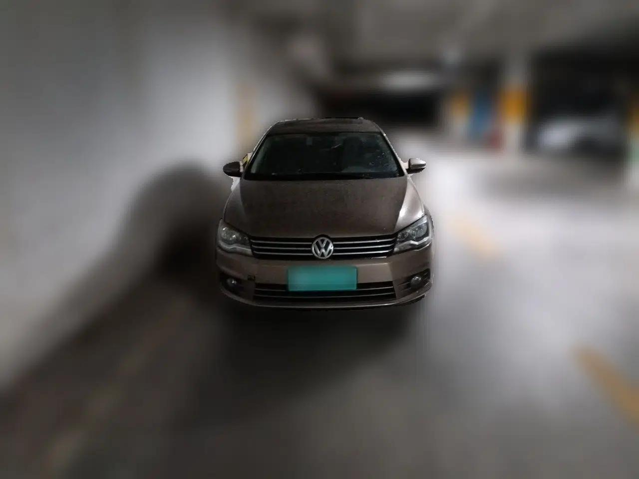Volkswagen Bora 2014 1.6L Automatic Comfort Model — миниатюра 2