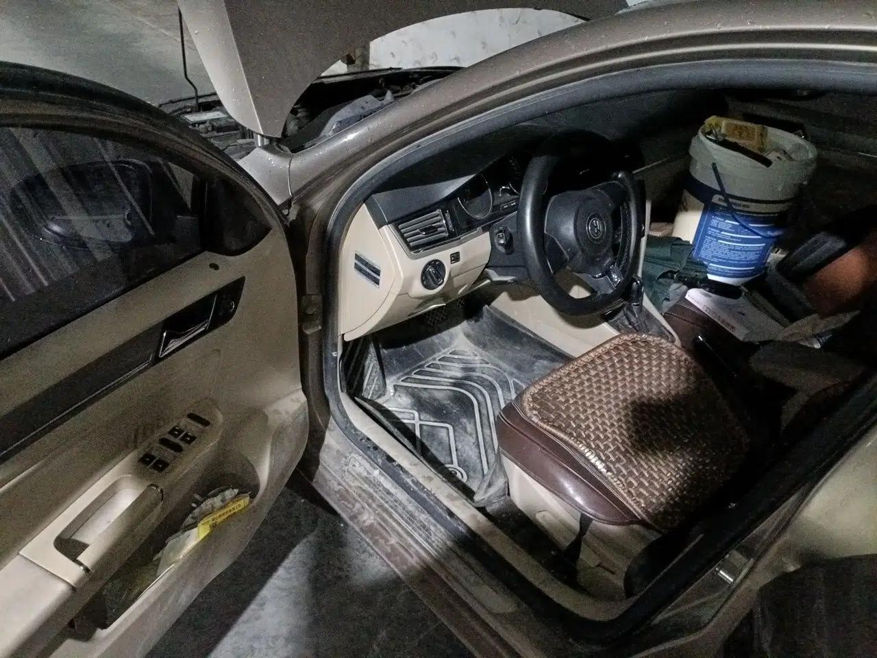 Volkswagen Bora 2014 1.6L Automatic Comfort Model — миниатюра 16