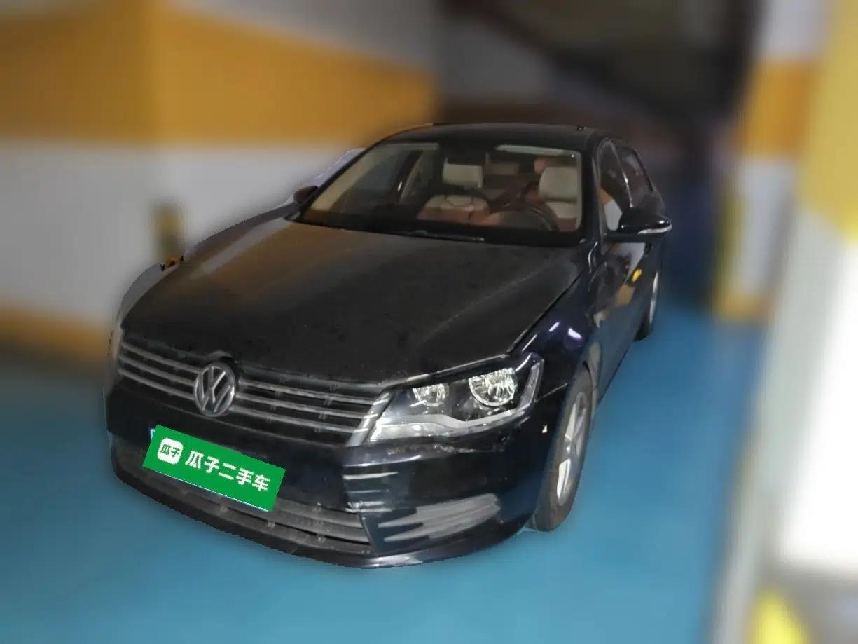 Volkswagen Bora 2013 1.6L Automatic Fashion Model — миниатюра 1