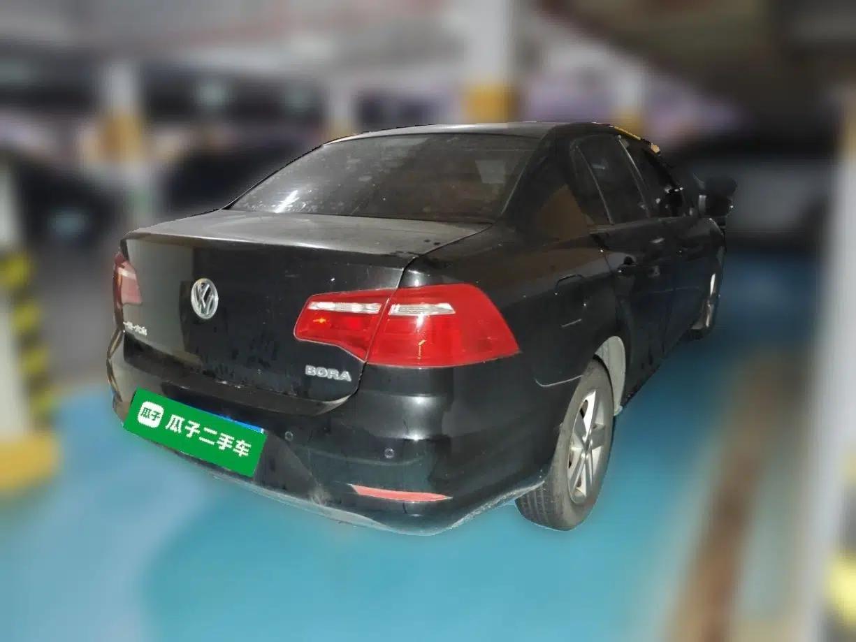 Volkswagen Bora 2013 1.6L Automatic Fashion Model — миниатюра 6