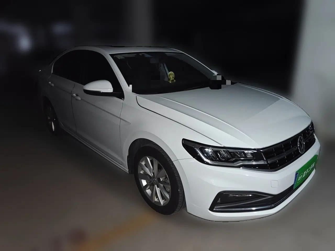 Volkswagen Bora 2019 1.5L Automatic Comfort Model — миниатюра 3