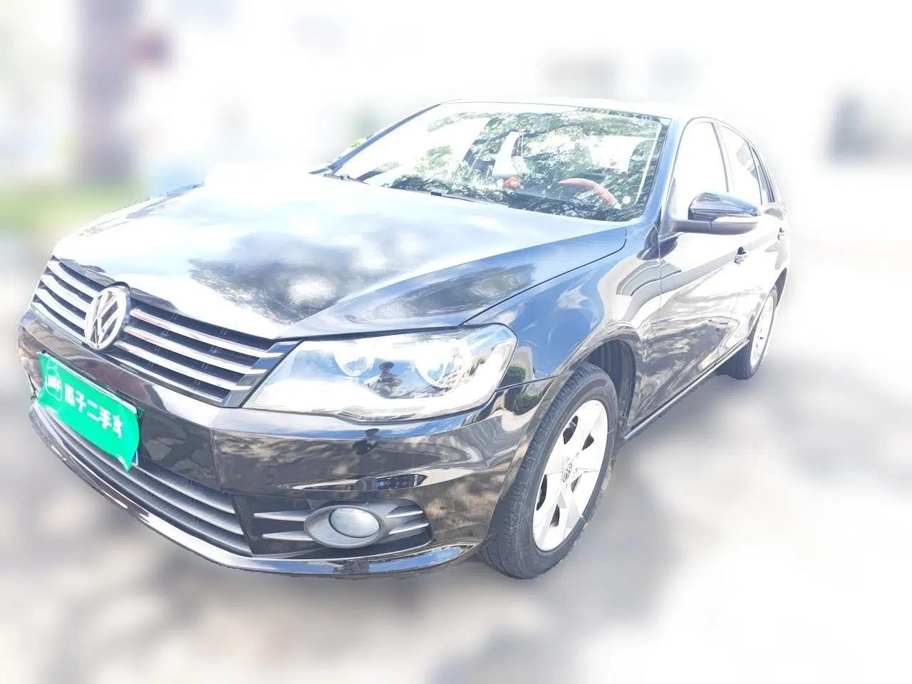 Volkswagen Bora 2014 1.6L Automatic Comfort Model — миниатюра 1