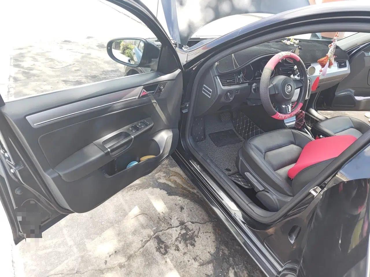 Volkswagen Bora 2014 1.6L Automatic Comfort Model — миниатюра 16