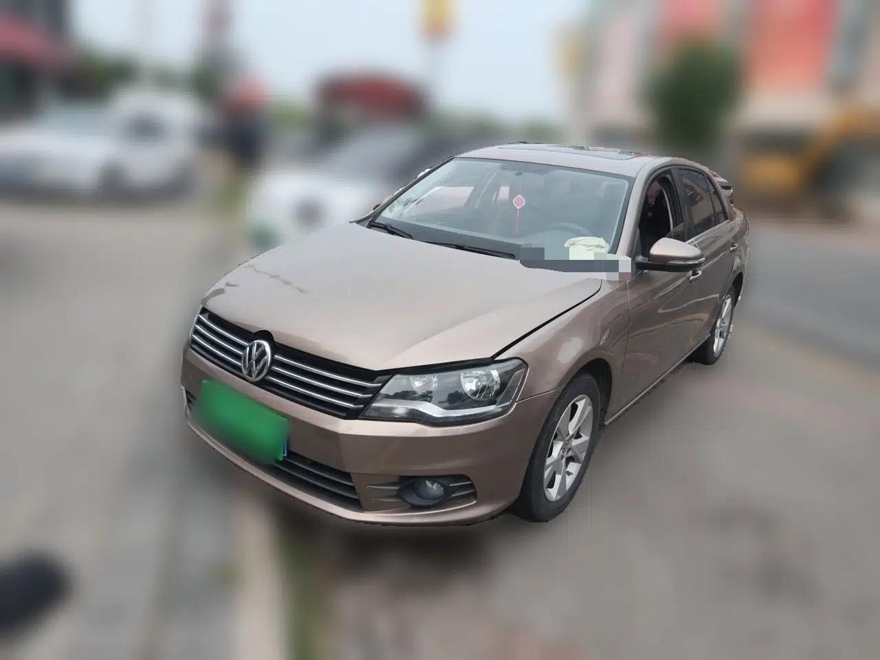 Volkswagen Bora 2015 Value Edition 1.6L Automatic Comfort Version — миниатюра 1