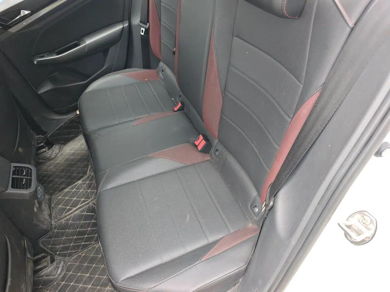 Volkswagen Bora 2020 1.5L Manual Comfort Version — миниатюра 17