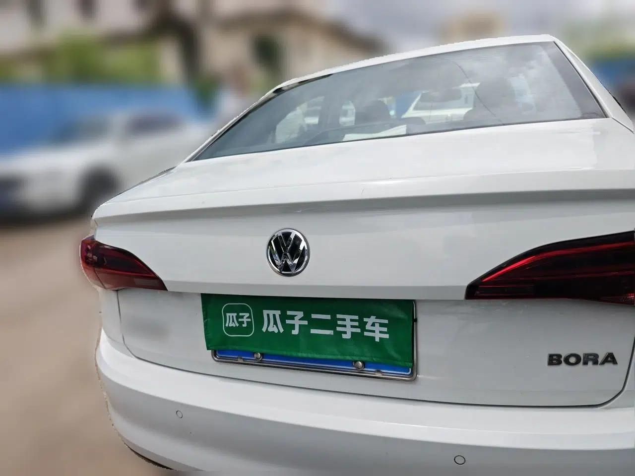 Volkswagen Bora 2020 1.5L Manual Comfort Version — миниатюра 5