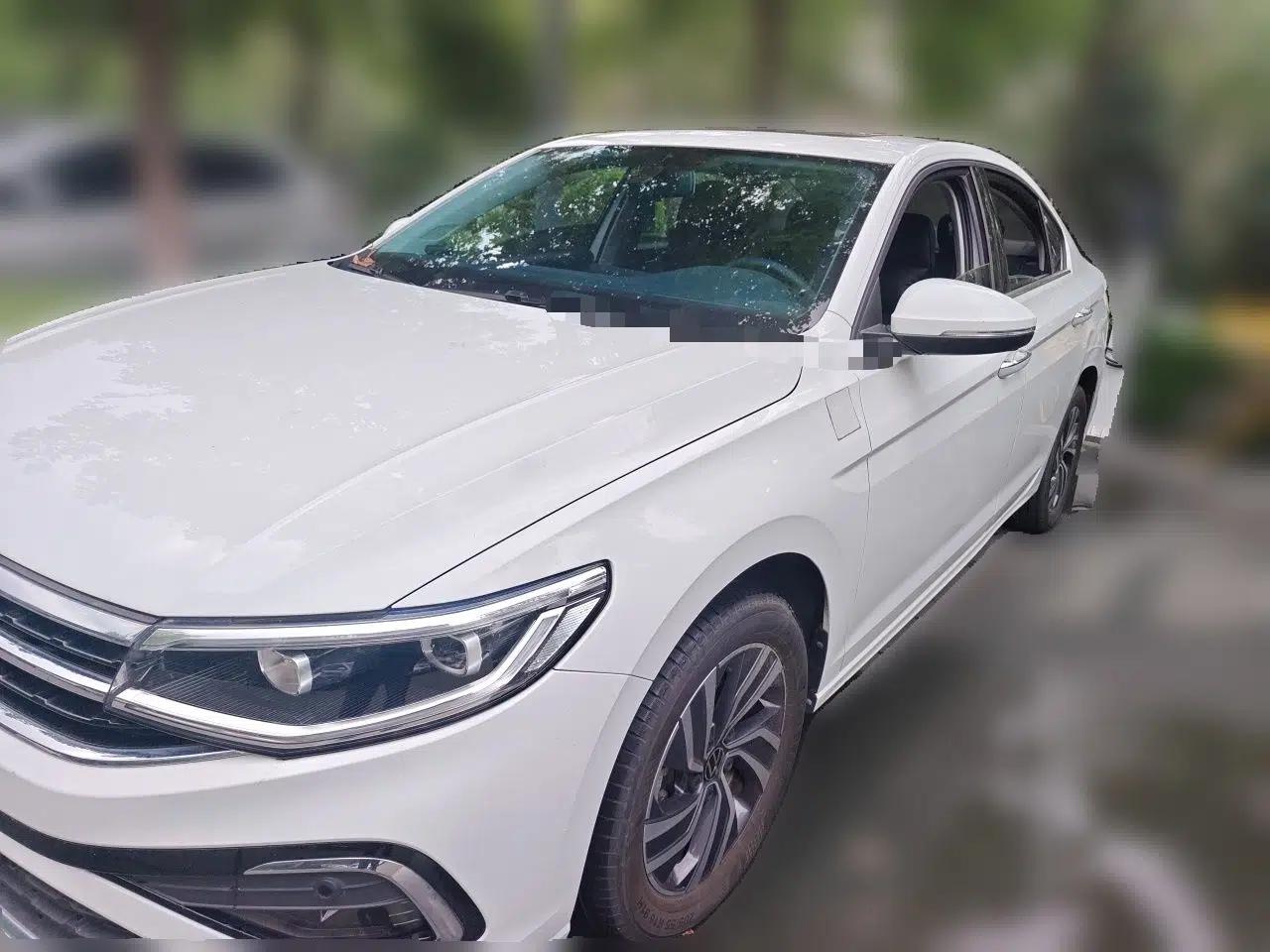 Volkswagen Bora 2023 200TSI DSG Enjoyment Edition — миниатюра 1