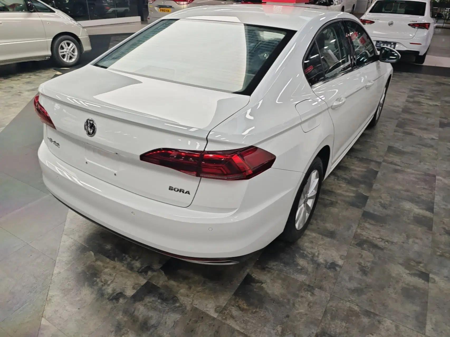 Volkswagen Bora 2020 1.5L Automatic Elite Version — миниатюра 6