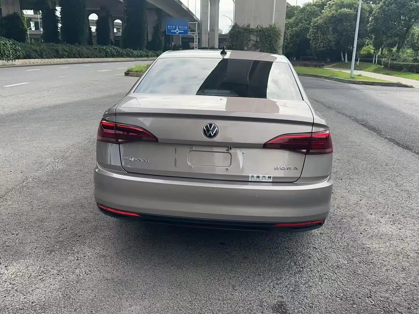 Volkswagen Bora 2021 1.5L Automatic Fashionable Smart Connectivity Version — миниатюра 14