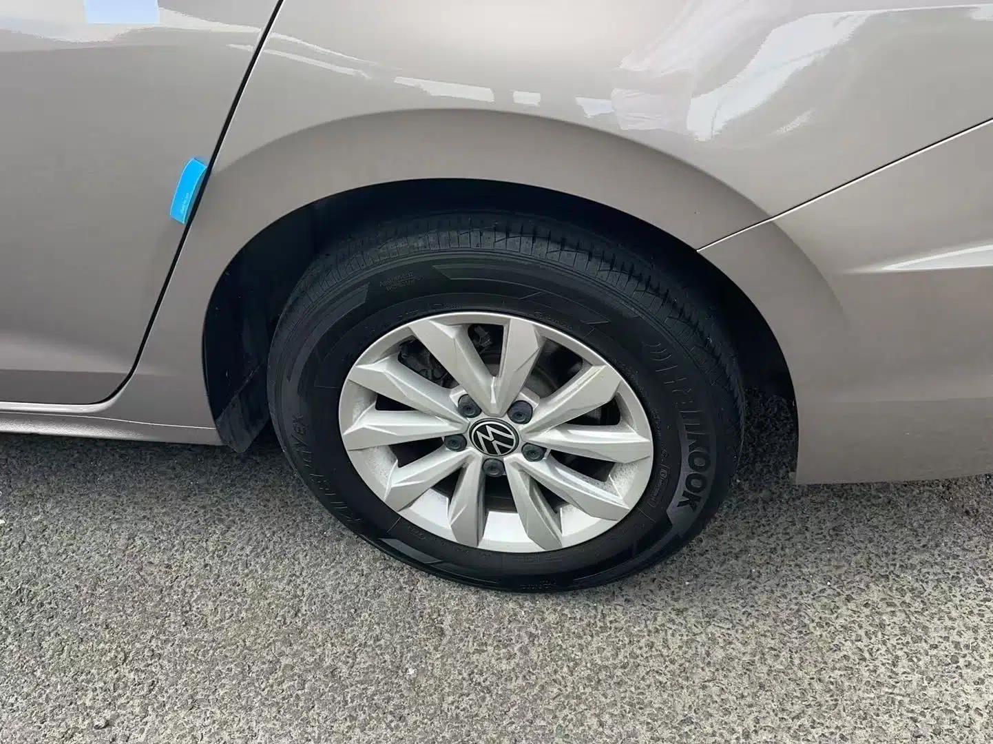 Volkswagen Bora 2021 1.5L Automatic Fashionable Smart Connectivity Version — миниатюра 16