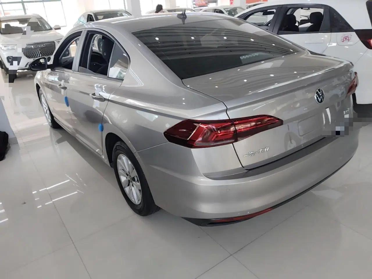 Volkswagen Bora 2021 1.5L Automatic Fashionable Smart Connectivity Version — миниатюра 4