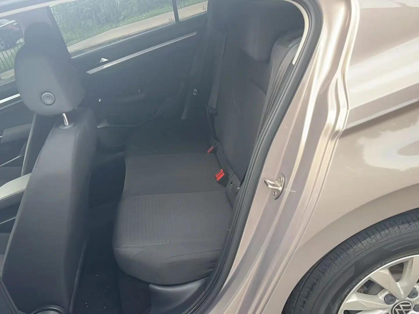 Volkswagen Bora 2021 1.5L Automatic Fashionable Smart Connectivity Version — миниатюра 32