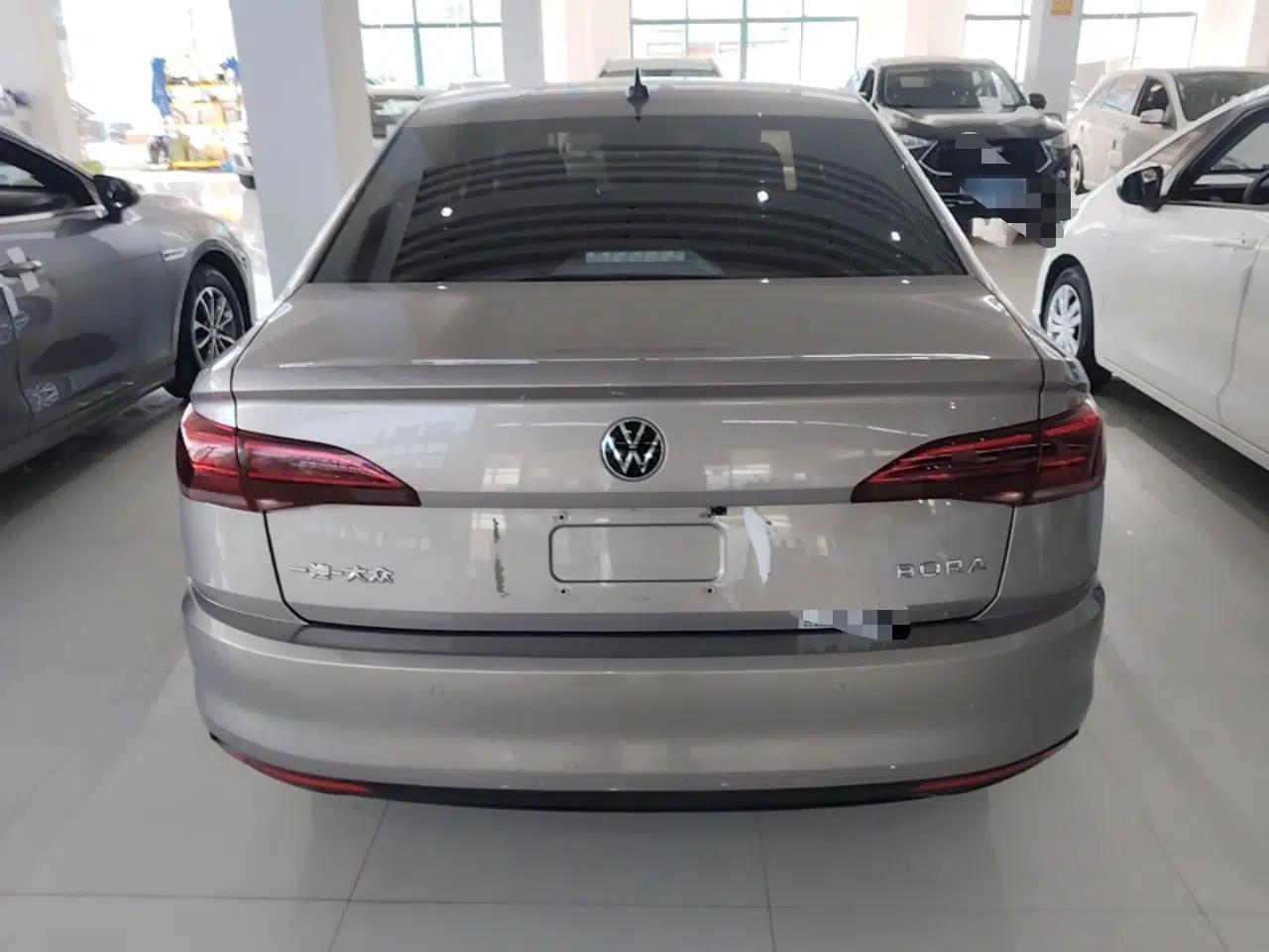 Volkswagen Bora 2021 1.5L Automatic Fashionable Smart Connectivity Version — миниатюра 5