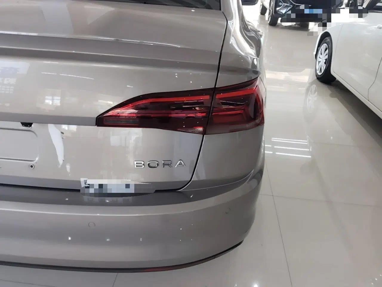 Volkswagen Bora 2021 1.5L Automatic Fashionable Smart Connectivity Version — миниатюра 9