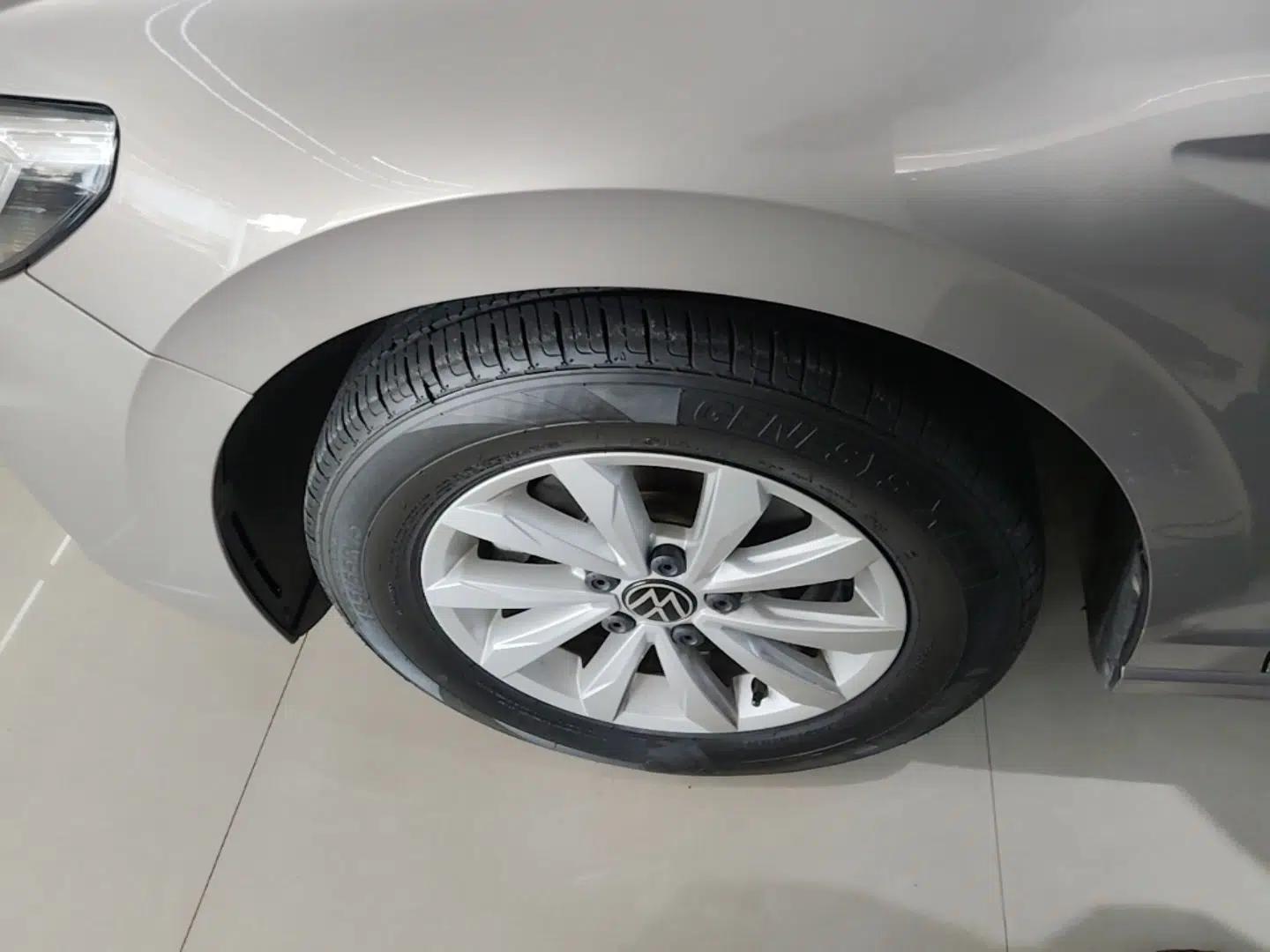Volkswagen Bora 2021 1.5L Automatic Fashionable Smart Connectivity Version — миниатюра 10