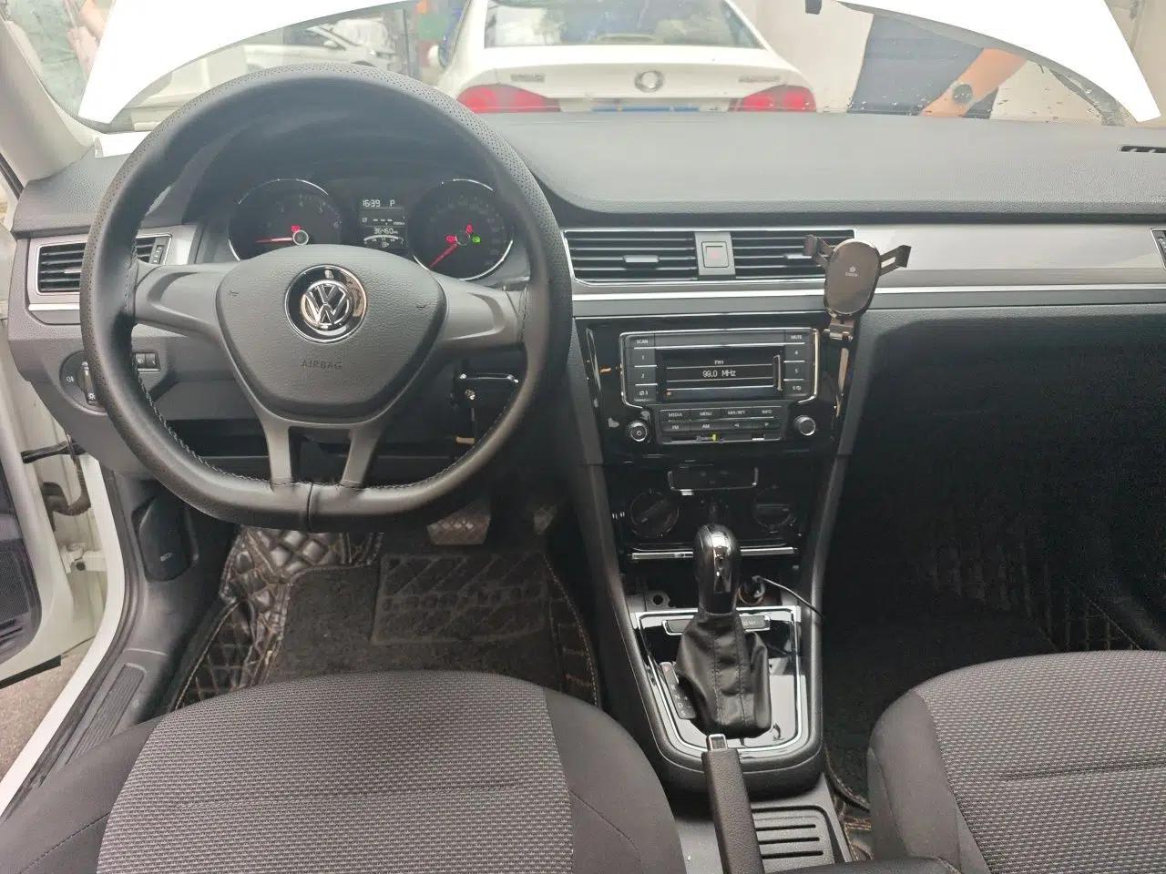 Volkswagen Bora 2019 Facelift Bora·Legend 1.5L Automatic Fashion Edition China VI Standard — миниатюра 9