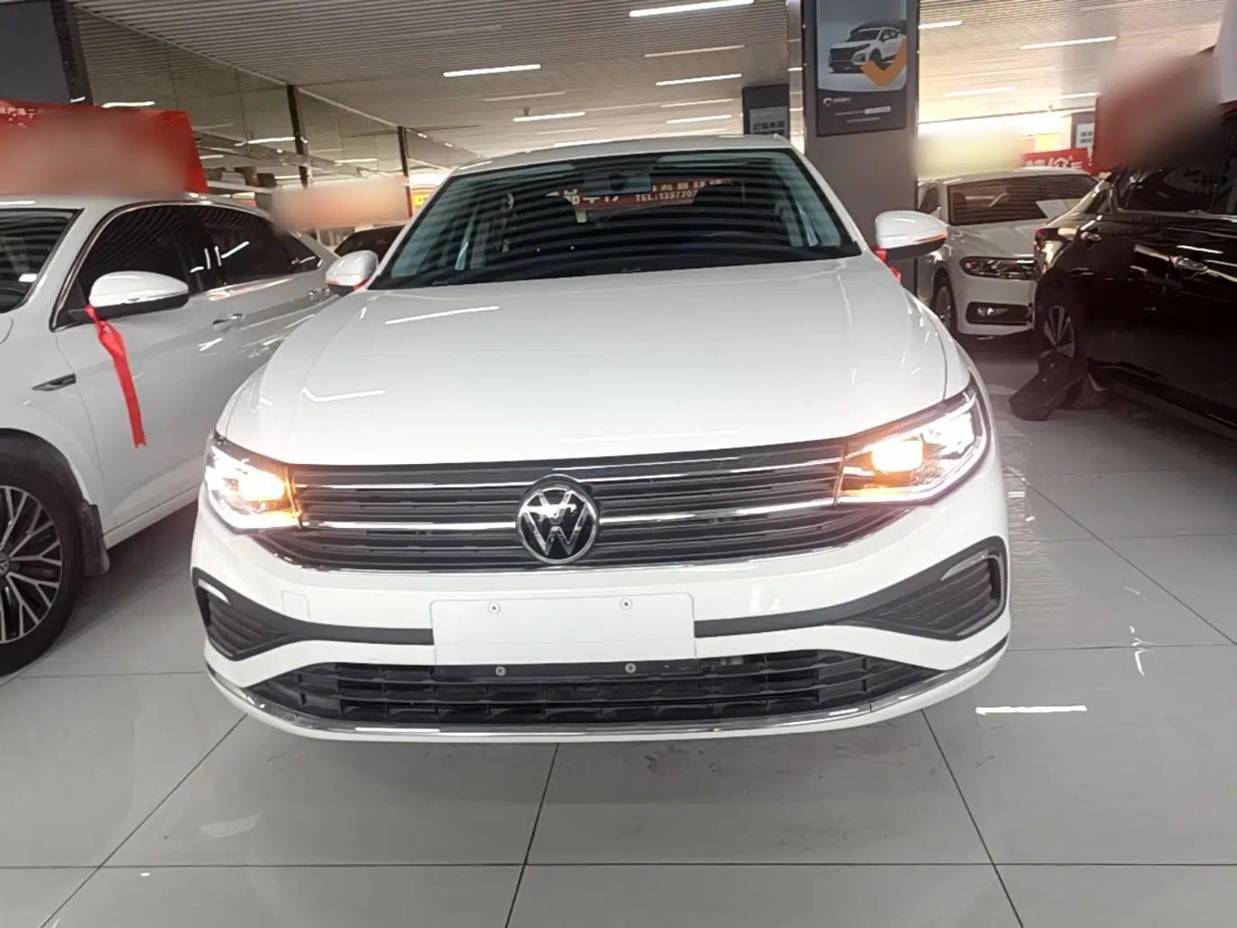 Volkswagen Bora 2025 200TSI DSG Enjoy Driving Navigation Edition — миниатюра 2