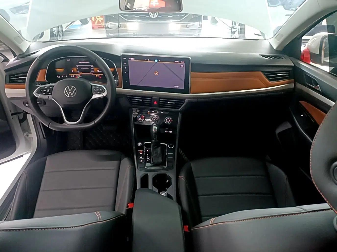 Volkswagen Bora 2025 200TSI DSG Enjoy Driving Navigation Edition — миниатюра 12