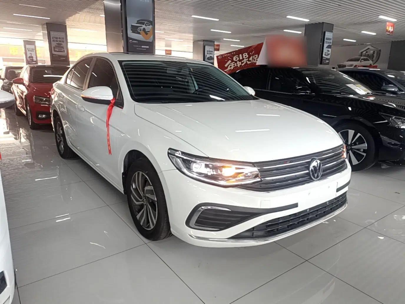 Volkswagen Bora 2025 200TSI DSG Enjoy Driving Navigation Edition — миниатюра 3