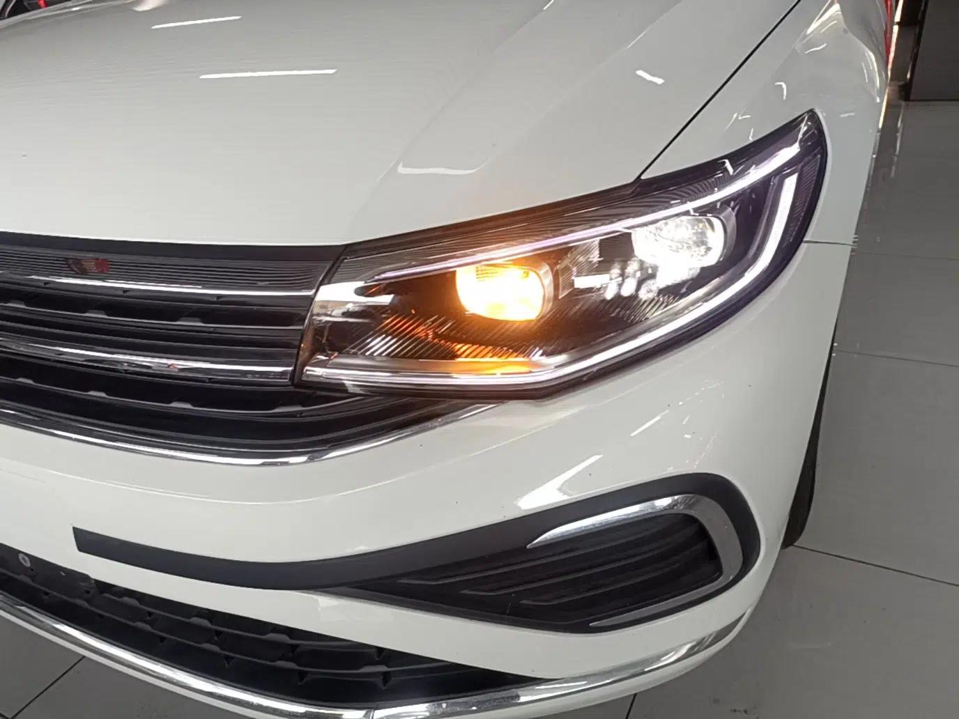 Volkswagen Bora 2025 200TSI DSG Enjoy Driving Navigation Edition — миниатюра 8