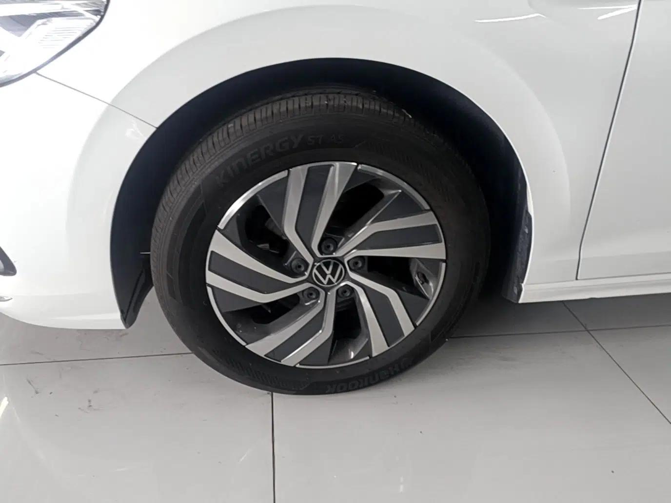 Volkswagen Bora 2025 200TSI DSG Enjoy Driving Navigation Edition — миниатюра 10