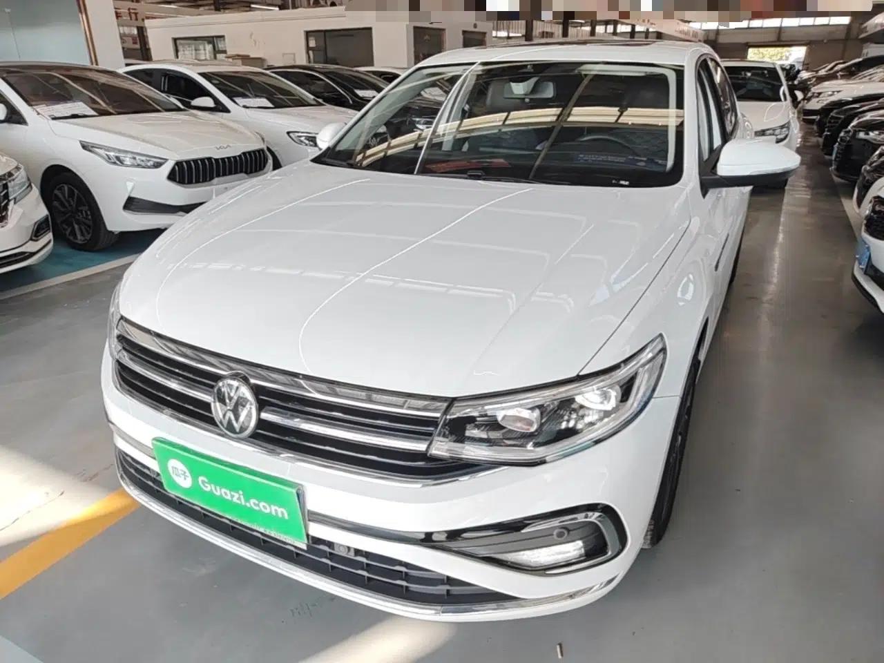 Volkswagen Bora 2023 280TSI DSG Prestige Edition — миниатюра 1