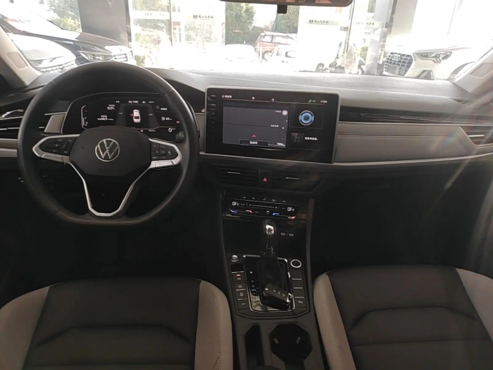 Volkswagen Bora 2023 280TSI DSG Prestige Edition — миниатюра 12