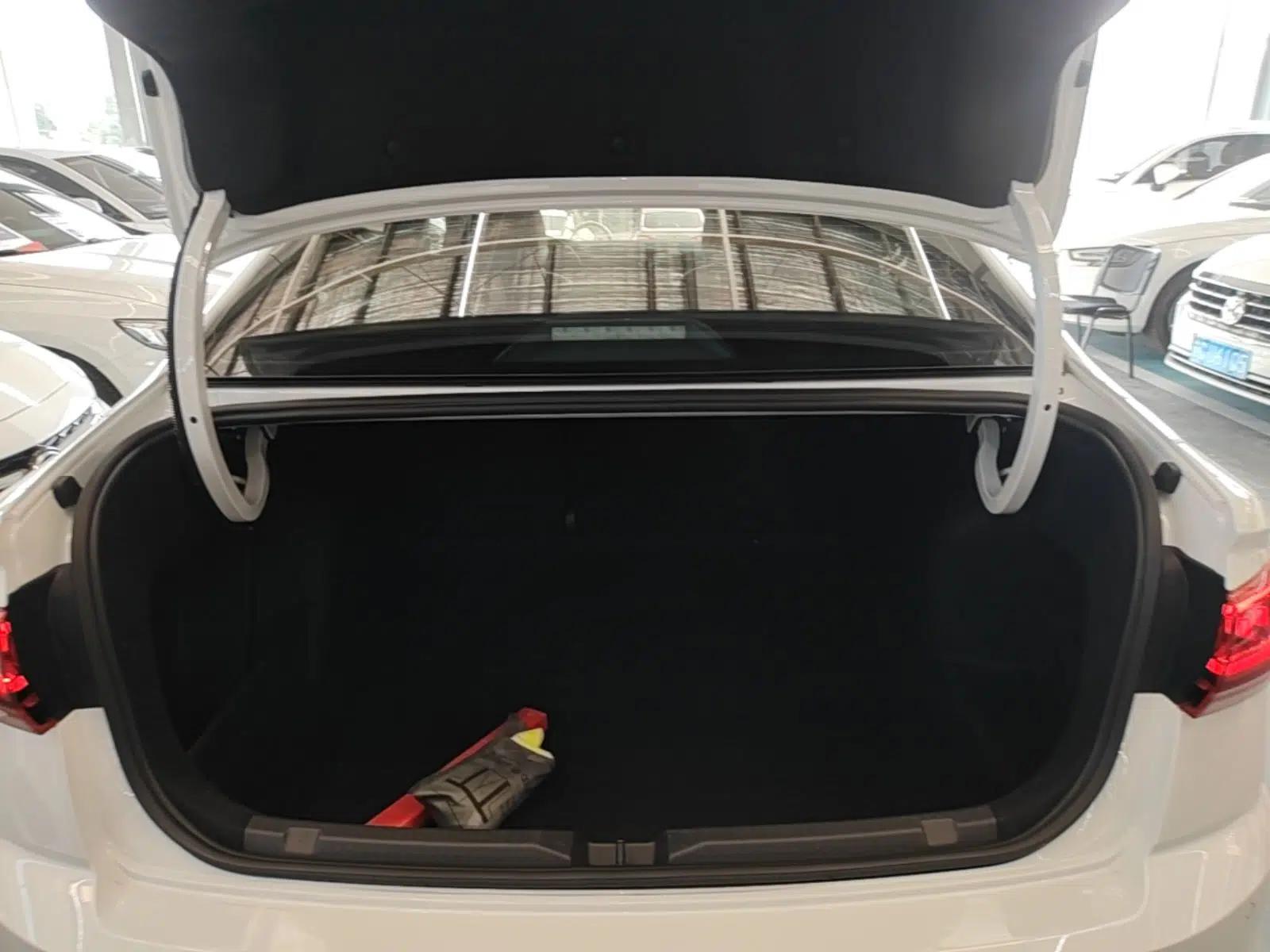 Volkswagen Bora 2023 280TSI DSG Prestige Edition — миниатюра 22