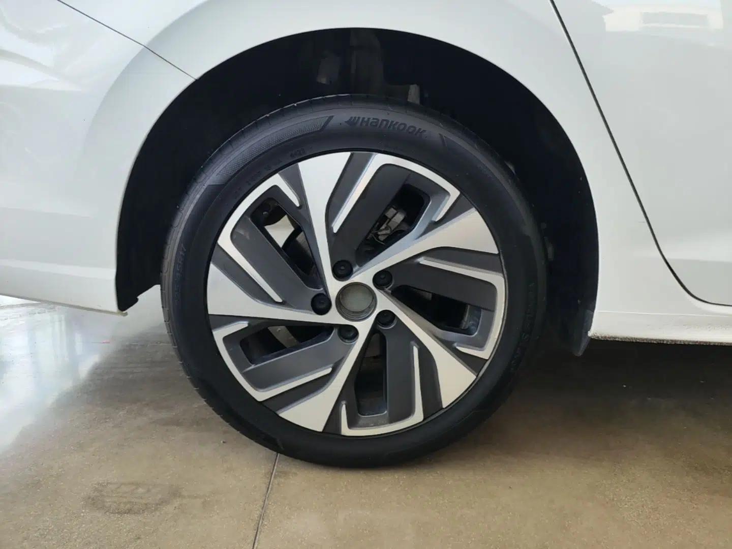 Volkswagen Bora 2023 300TSI DSG Prestige Edition — миниатюра 11