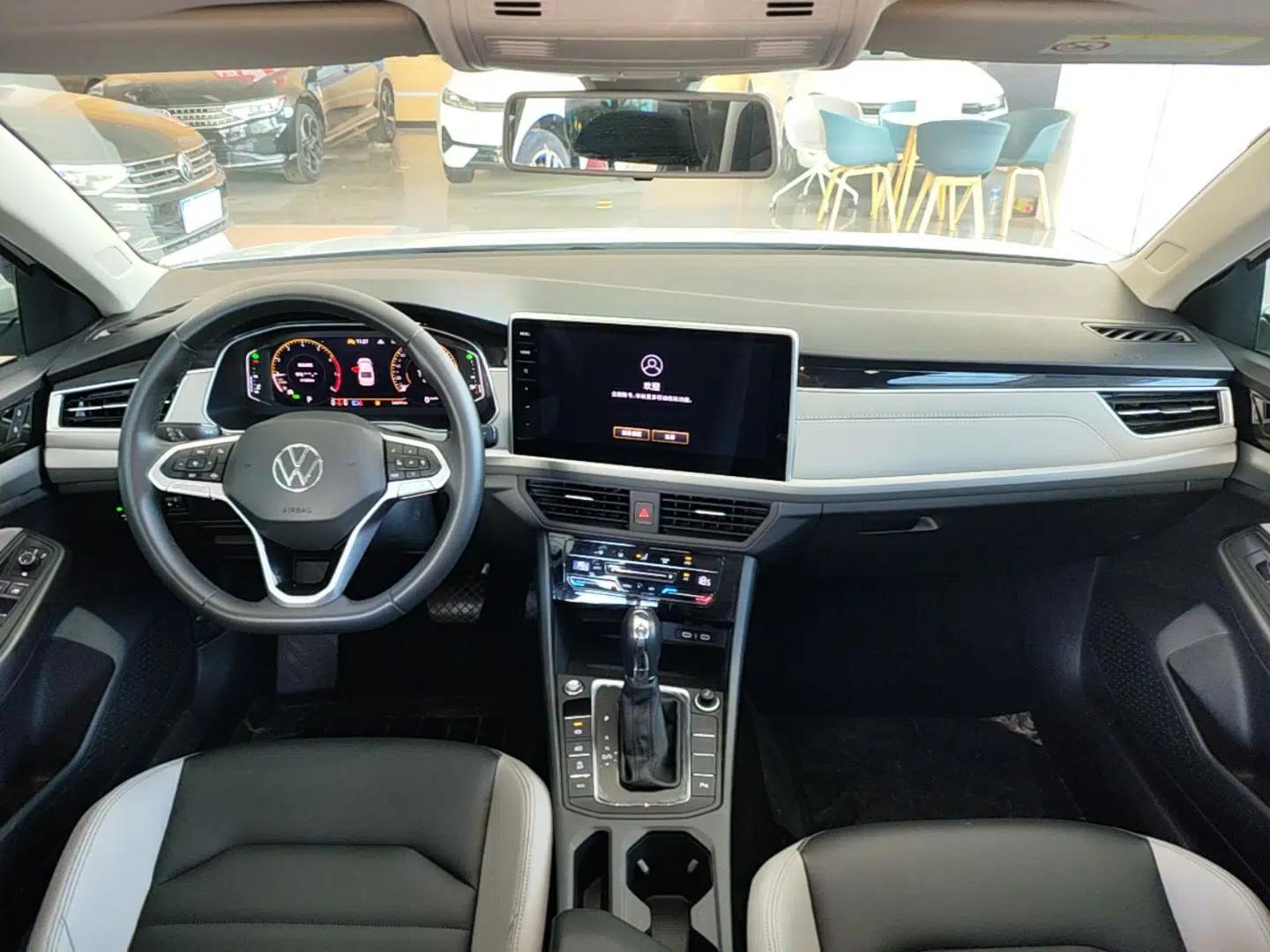 Volkswagen Bora 2023 300TSI DSG Prestige Edition — миниатюра 12