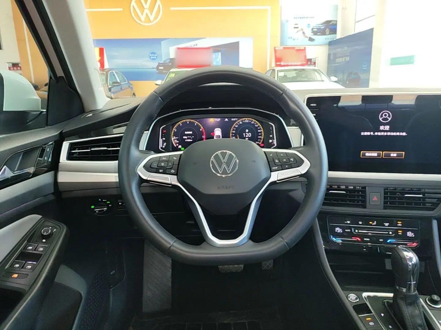 Volkswagen Bora 2023 300TSI DSG Prestige Edition — миниатюра 13