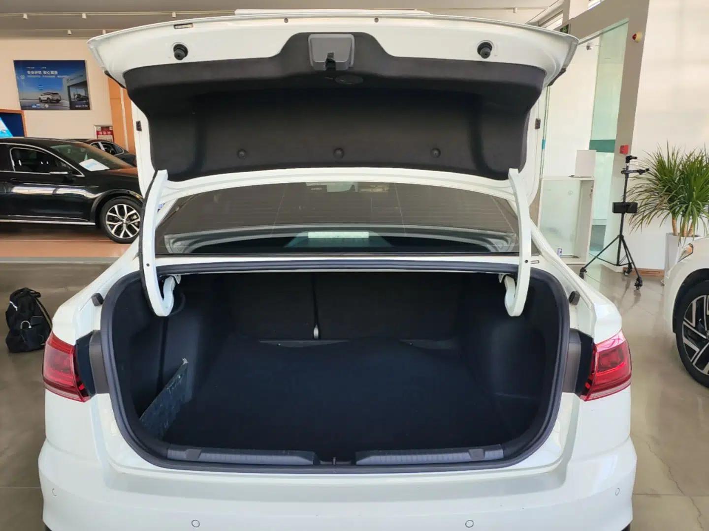 Volkswagen Bora 2023 300TSI DSG Prestige Edition — миниатюра 22