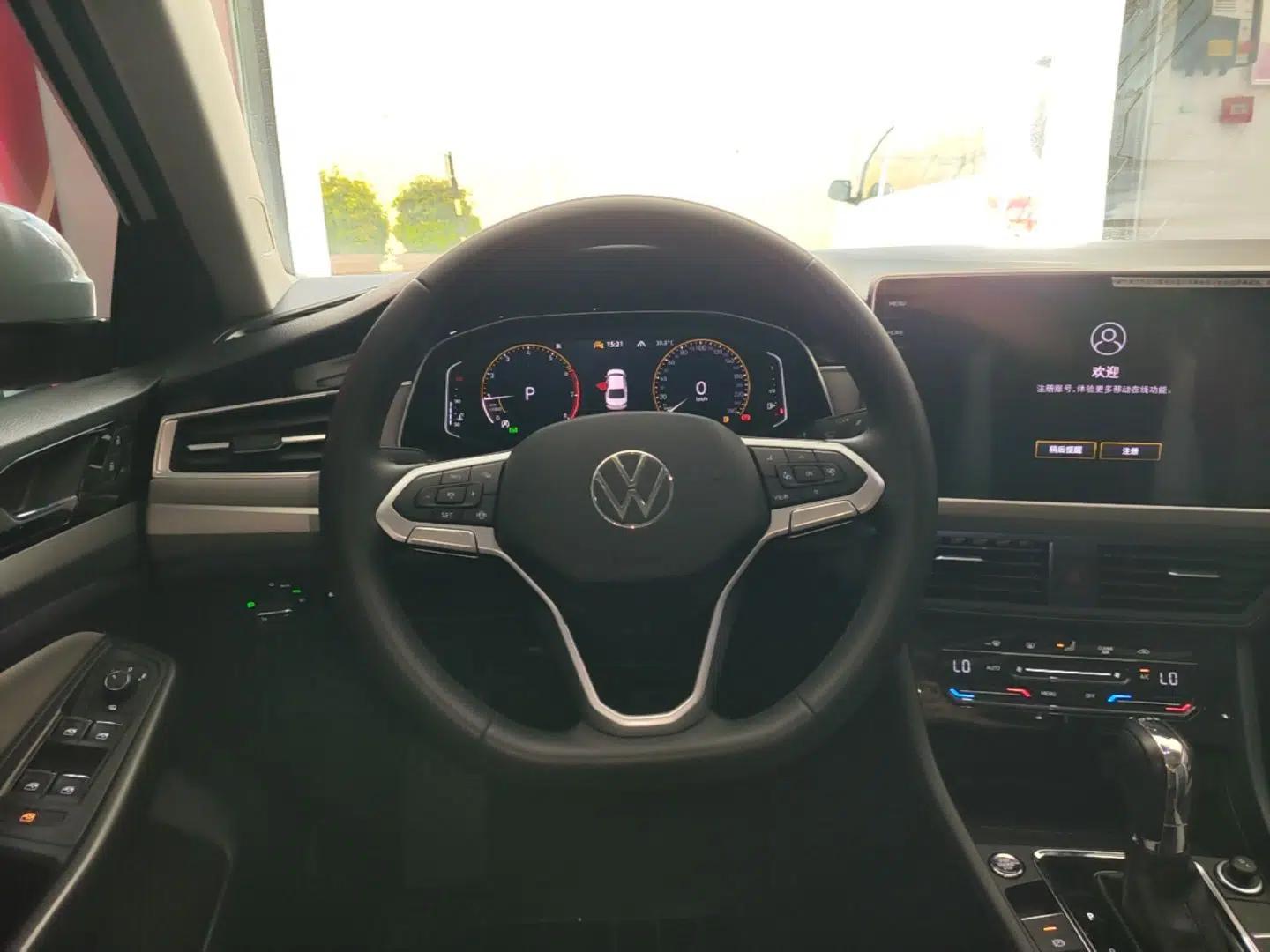 Volkswagen Bora 2023 300TSI DSG Prestige Edition — миниатюра 13