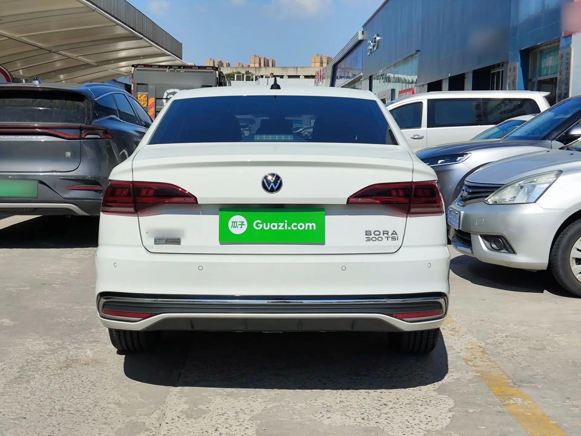 Volkswagen Bora 2023 300TSI DSG Prestige Edition — миниатюра 5