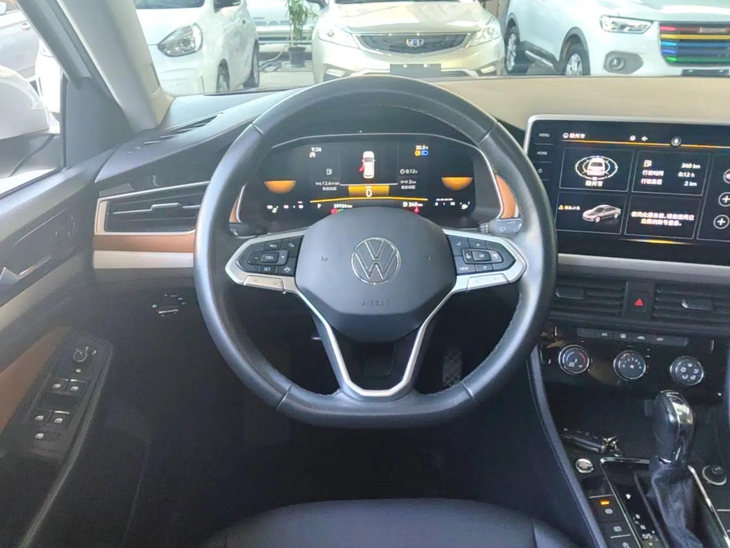 Volkswagen Bora 2023 200TSI DSG Enjoyment Edition — миниатюра 13