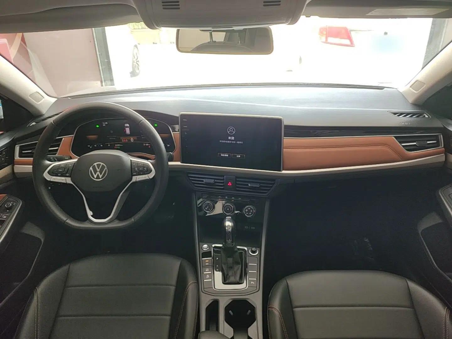Volkswagen Bora 2024 200TSI DSG Joyful Drive Edition — миниатюра 12