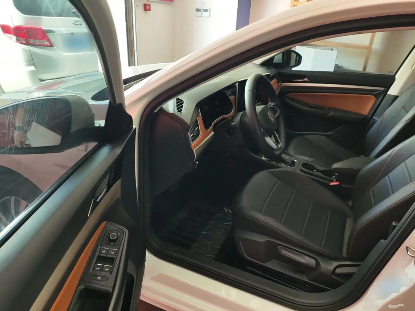 Volkswagen Bora 2024 200TSI DSG Joyful Drive Edition — миниатюра 18