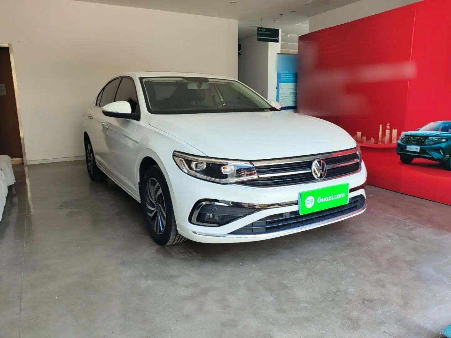 Volkswagen Bora 2024 200TSI DSG Joyful Drive Edition — миниатюра 3