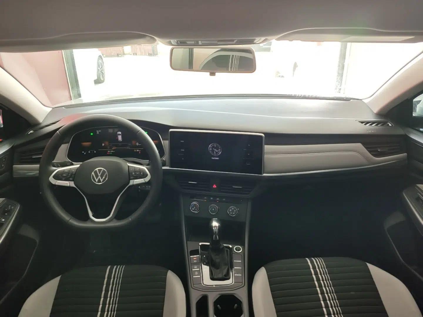 Volkswagen Bora 2024 200TSI DSG Comfort Edition — миниатюра 12